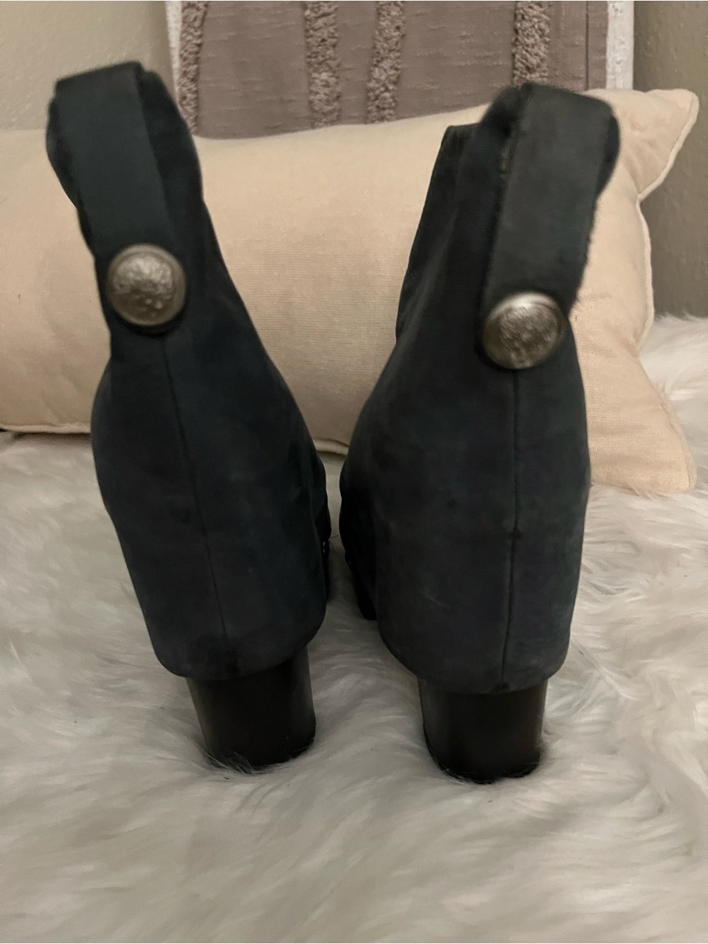 Dolce Vita dark grey  Studded Platform Block Heel Boots - Picture 3 of 6